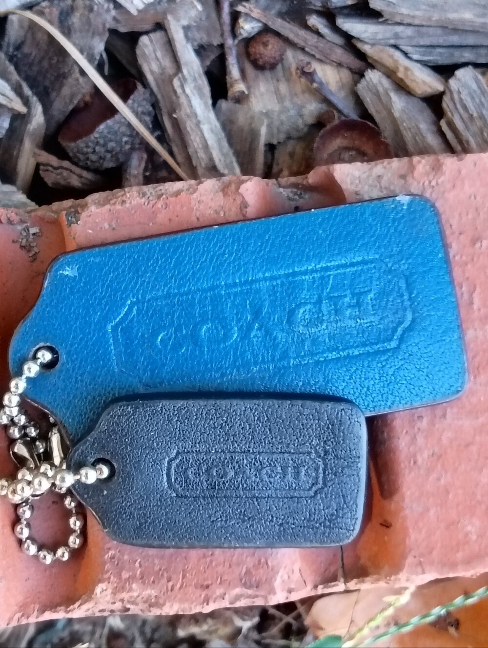 Vintage Coach Hangtag Set